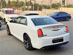 کرایسلەر 300